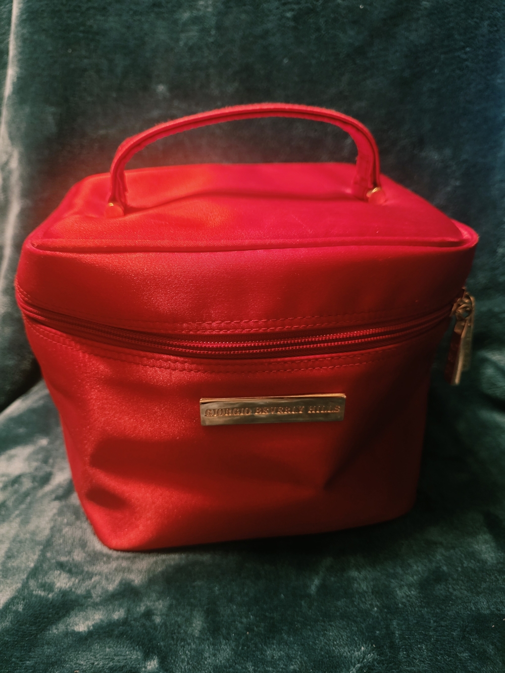 Vintage Giorgio Beverly Hills Red Cosmetic Train Case - Top-Handle Makeup Bag